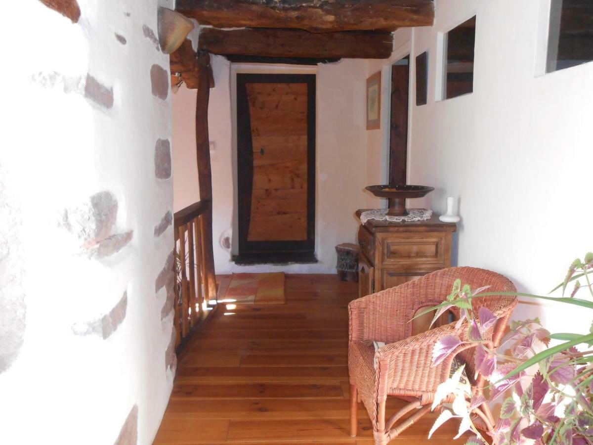Chambre d'hôtes des Monts Saint-Izaire Exterior foto